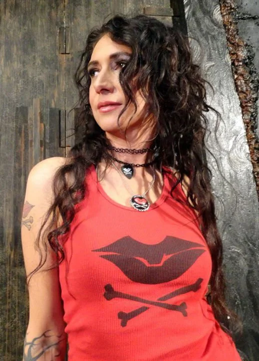 Metal Babe on Metal Sludge!