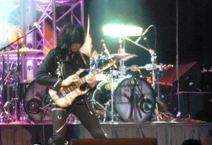 “Hands Without Shadows” – Michael Angelo Batio – Interview