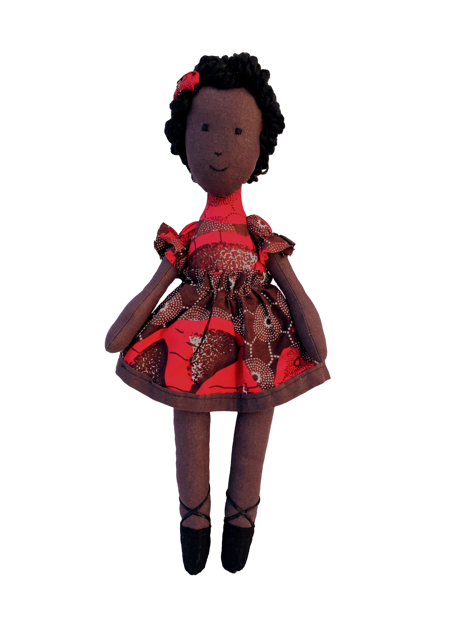 Keza - Poupée noire en chiffon avec robe en wax rouge — Akâna Dolls