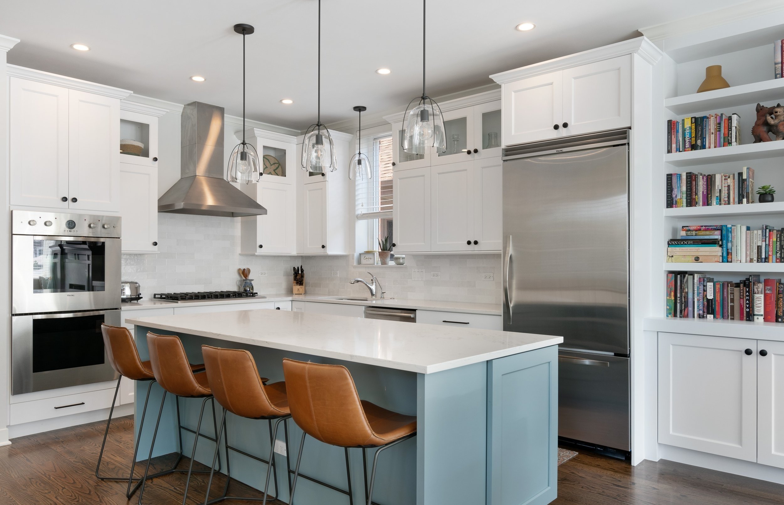 13_2451WDakin_177003_Kitchen_HiRes+copy.jpg