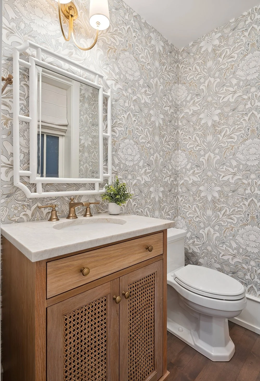35_1949NBurling_199_PowderRoom_HiRes.jpg