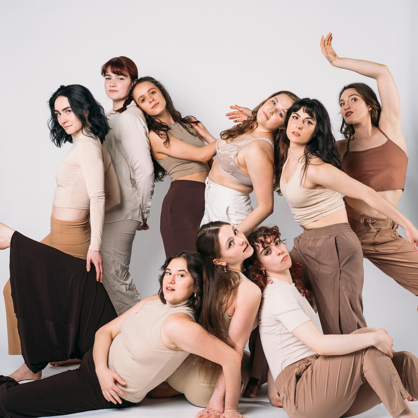 Can you help COMMON? ⬇️

On June 1st and 2nd at 7:30 PM, COMMON presents &ldquo;capsule of time&rdquo; featuring ten world premieres by eleven Chicago dancemakers, performed by COMMON&rsquo;s emerging professional conservatory artists. This show give