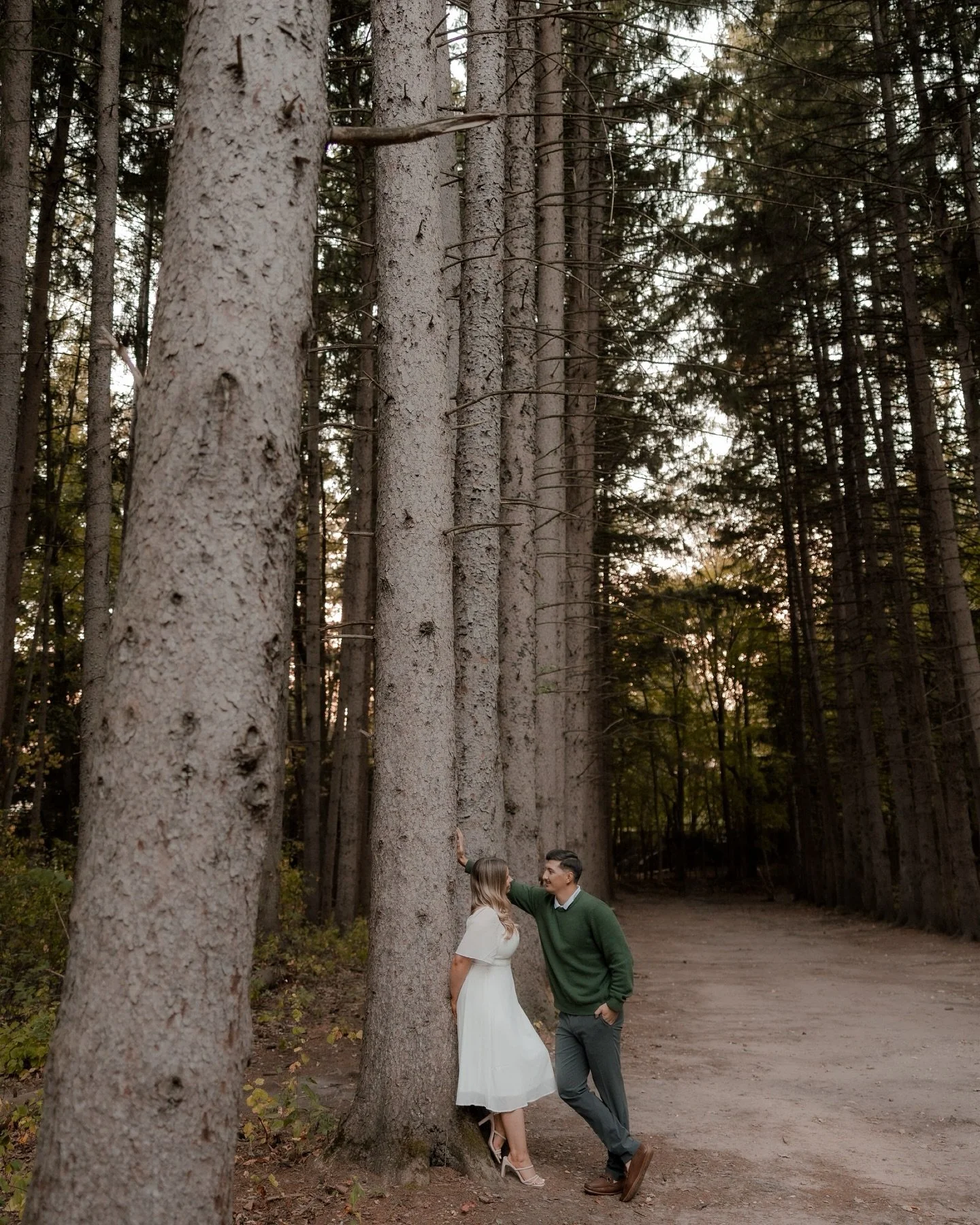 Alyssa + Anthony 🤍
I had the honor of photographing their engagement session at Stony Creek Metropark, and it was pure magic. ✨
This shoot was a beautiful collab with Michael&rsquo;s Entertainment, who brought me on to capture their love story, and 