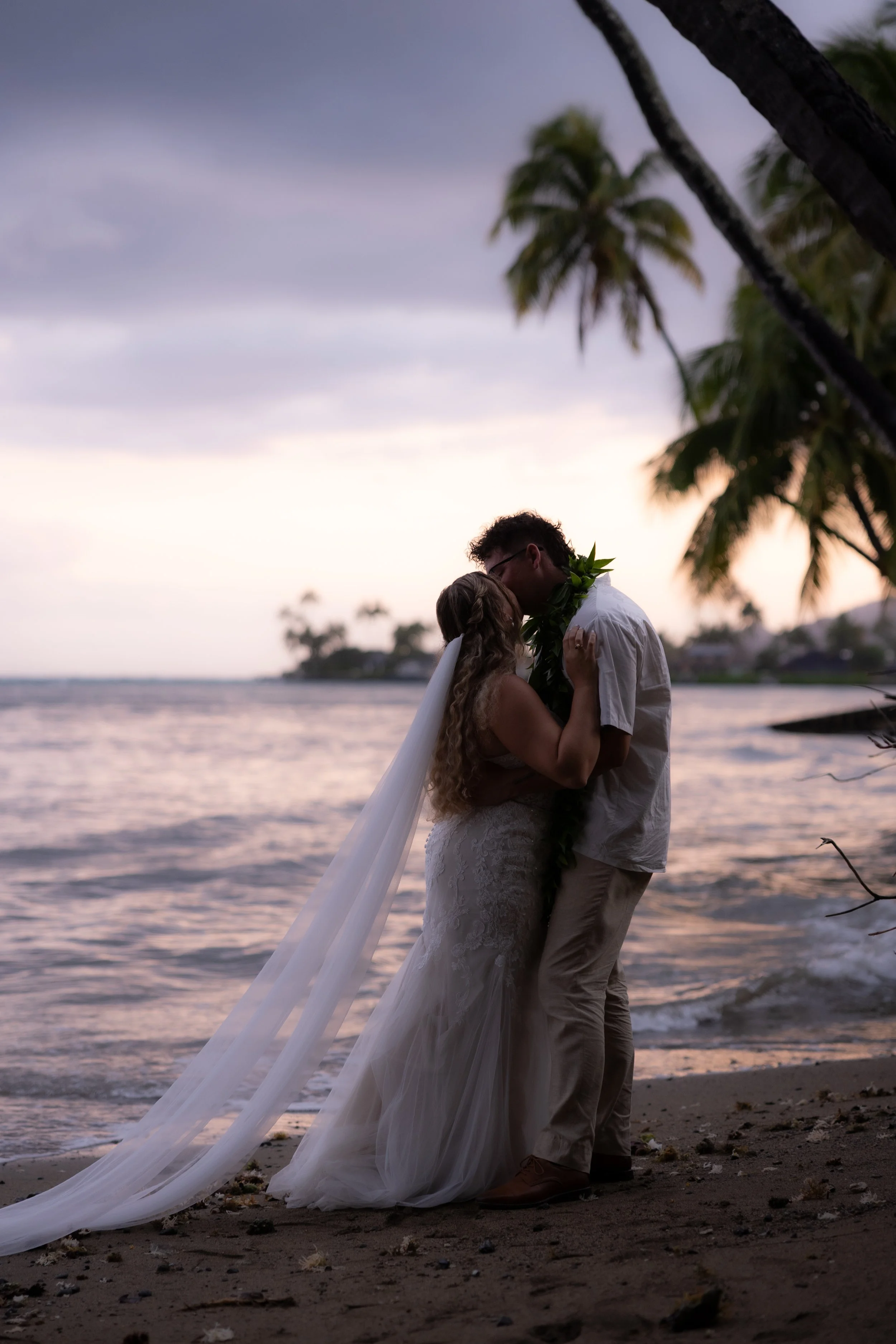 Hawaii Wedding at Bayer Estate | Kelly + Ethan