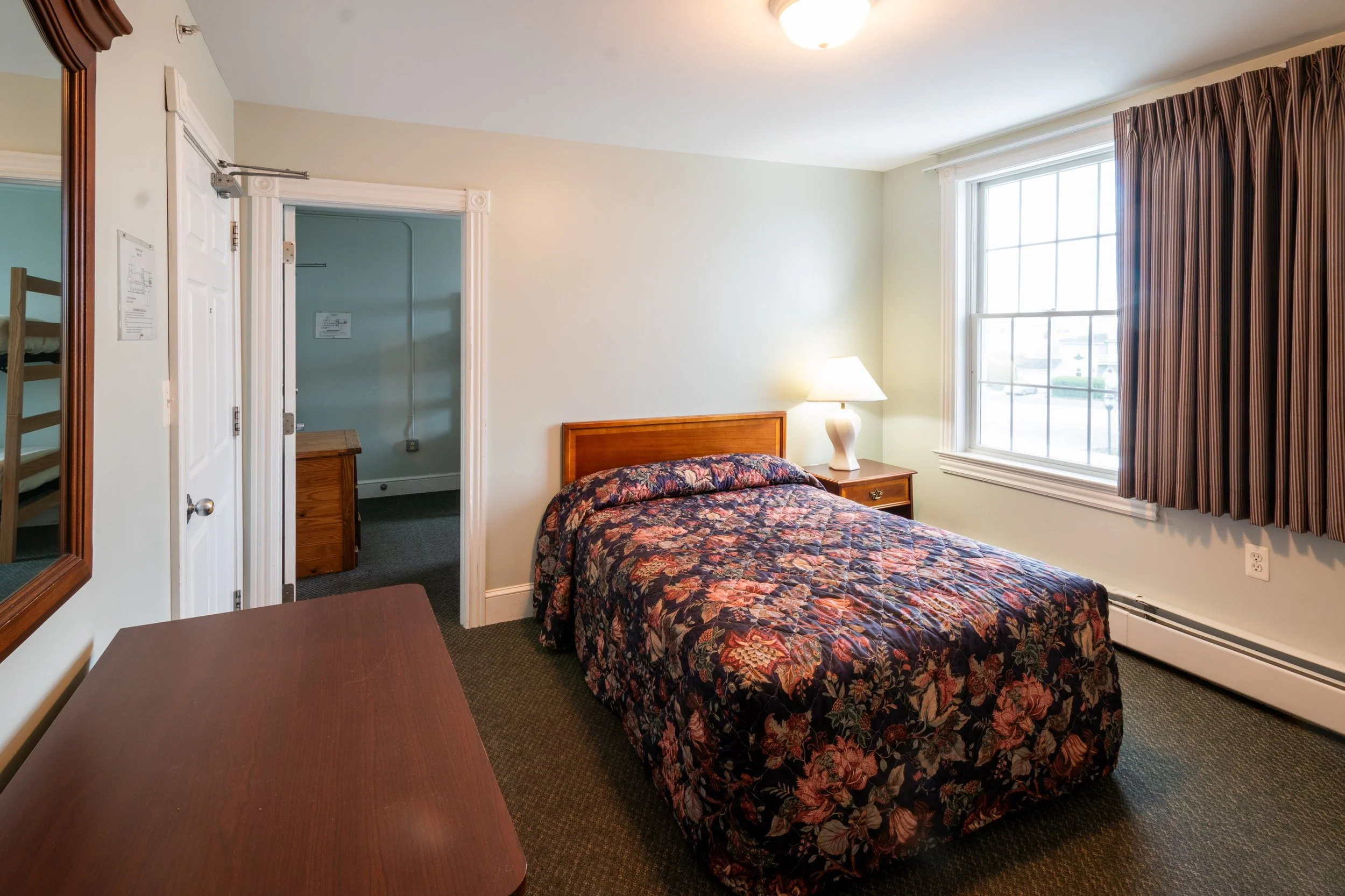 2nd floor room with double bed