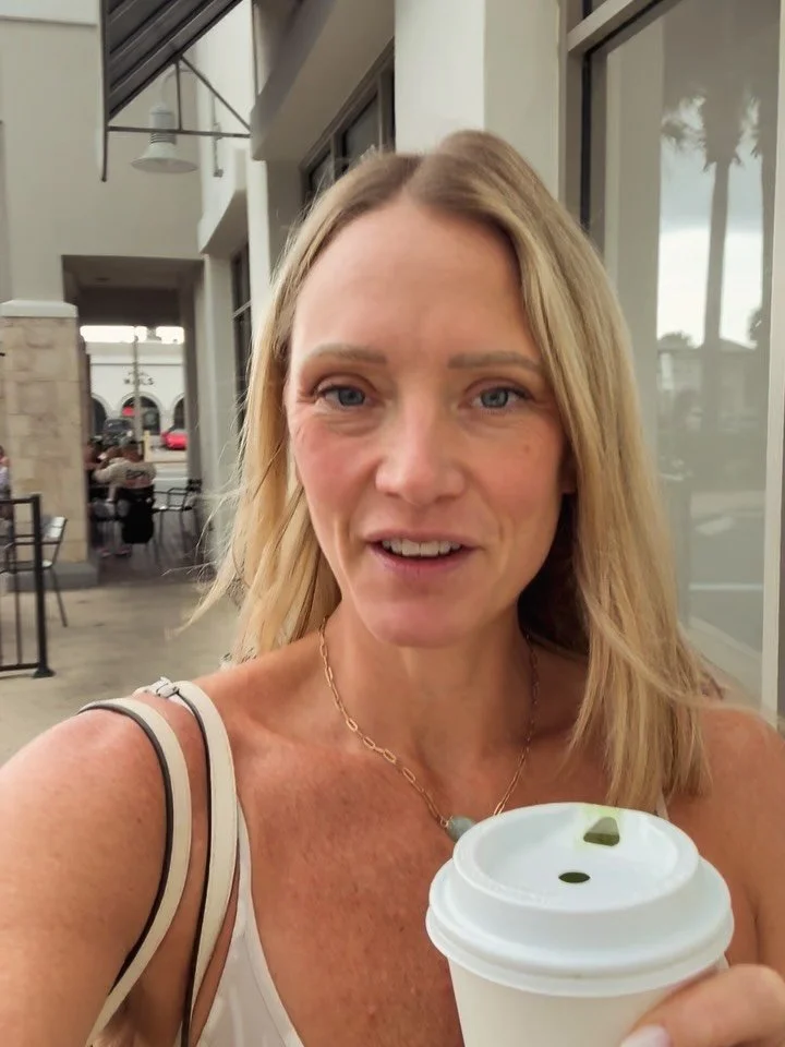 Don&rsquo;t forget to pick up your free gift from me this month!  A yummy latte from @boldbeancoffee! 

Are you not getting my monthly gifts and want to start getting them?  Comment &ldquo;FREE GIFT&rdquo; and I&rsquo;ll add you to my list!  Each mon