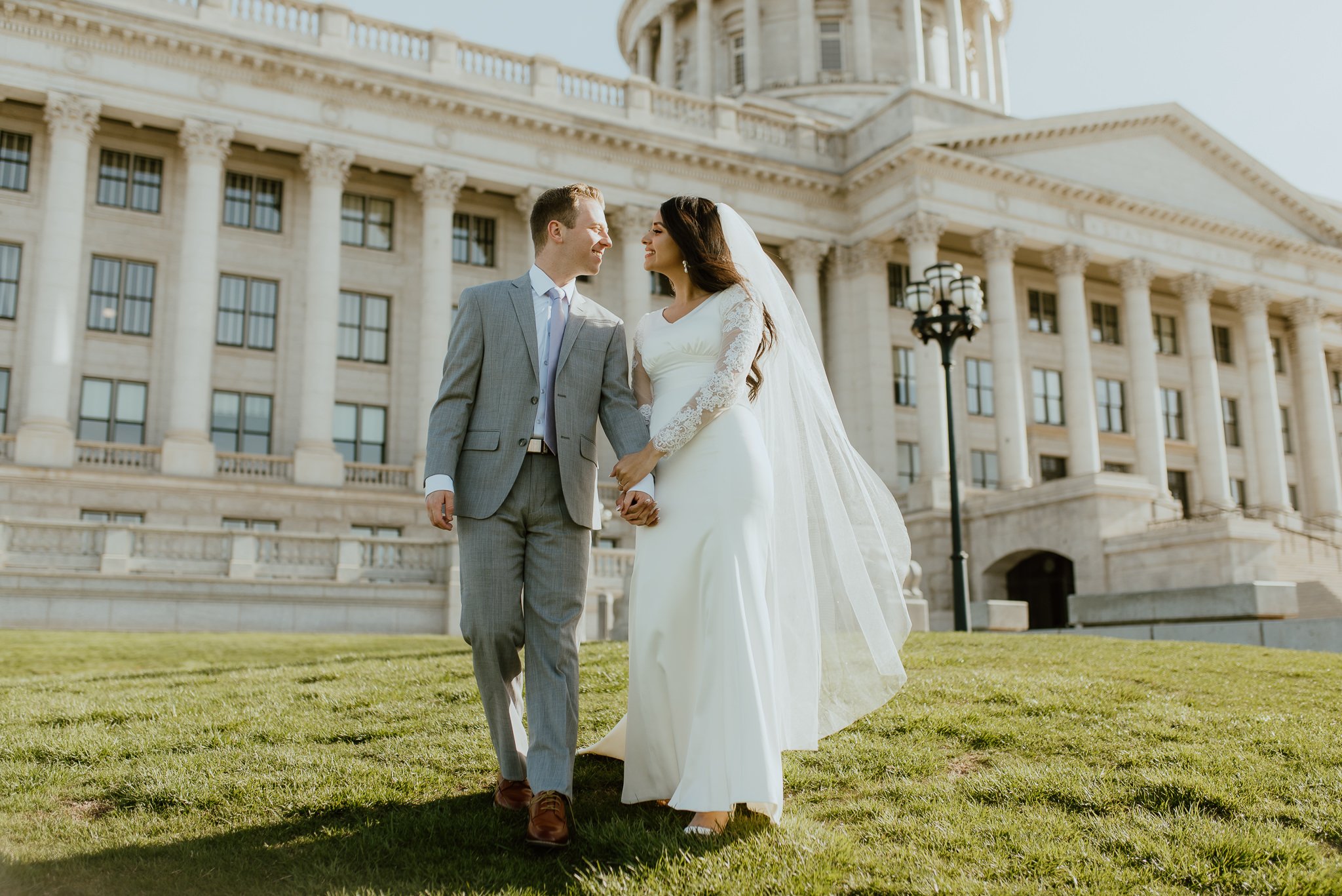 Utah-State-Capitol-Spring-Blossons-Bountiful-LDS-Wedding-Hopesandcheers-photo-18