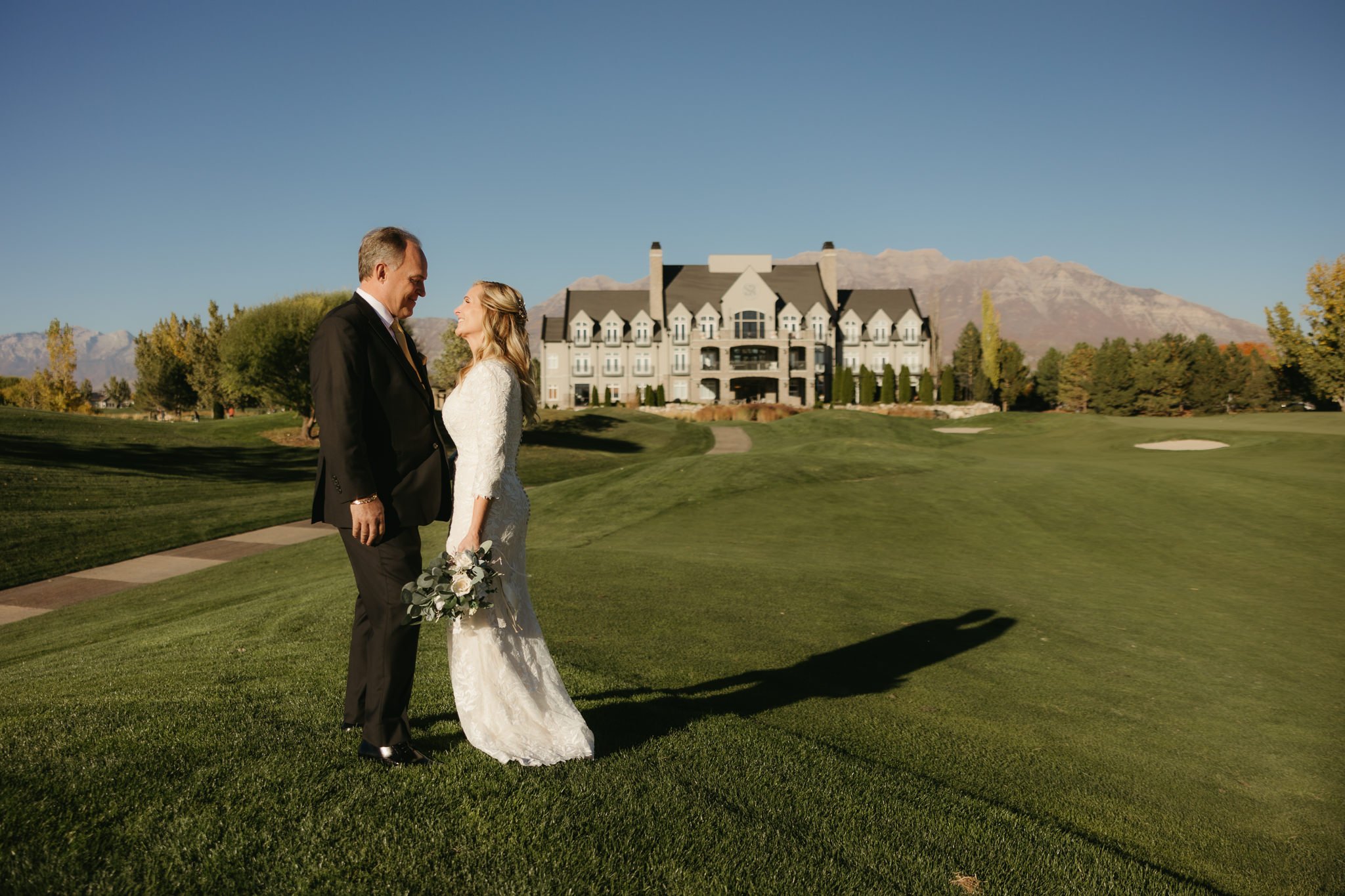 Sleepy-Ridge-Venue-Utah-Wedding-Lorinda-Byron-Hopes-and-cheers-photo216.jpg