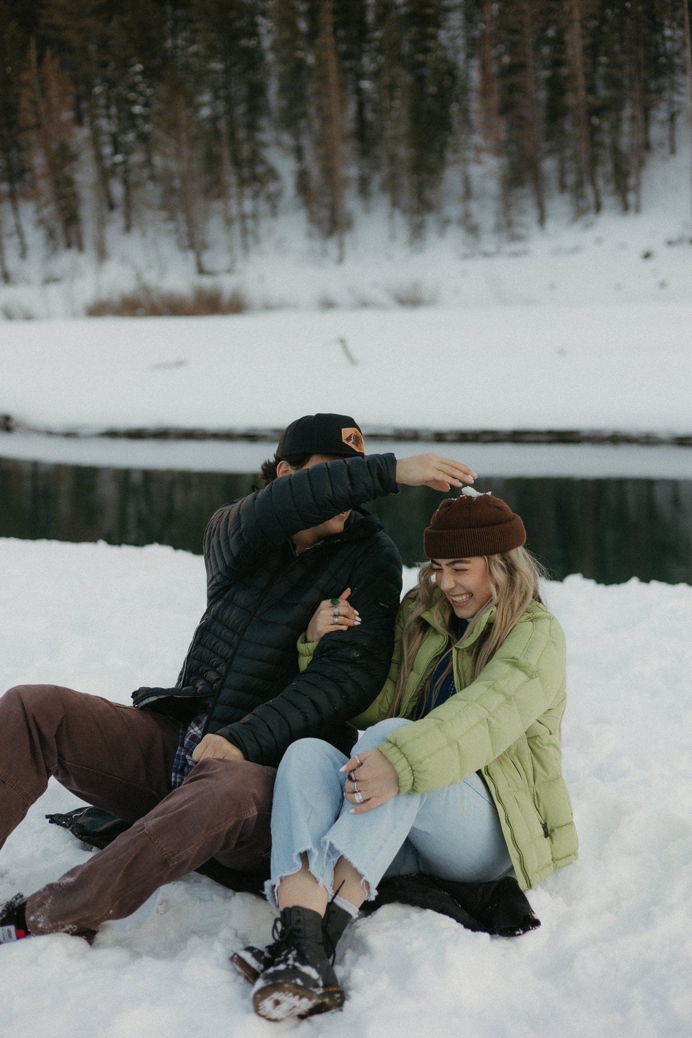 Tibble-Fork-Utah-Winter-Couple-Shoot-Snow-Hopes-and-cheers-26.jpg