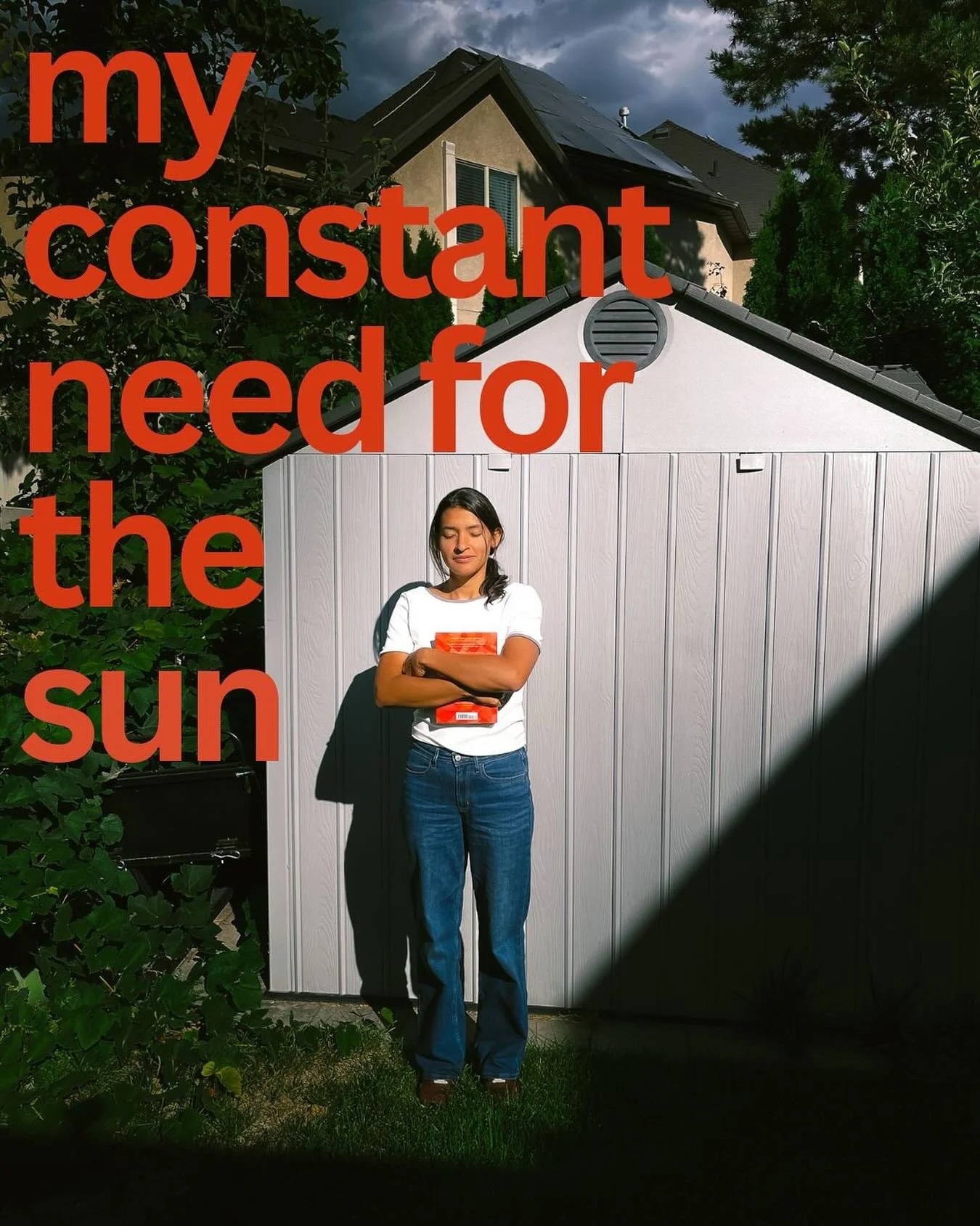 My constant need to feel warm, the idea of letting go of my favorite season every year, drives me crazy. I was born to Summer. I was born to make a connection with the sun, like the bears. It calls me, it regenerates me, it makes me feel happy and al