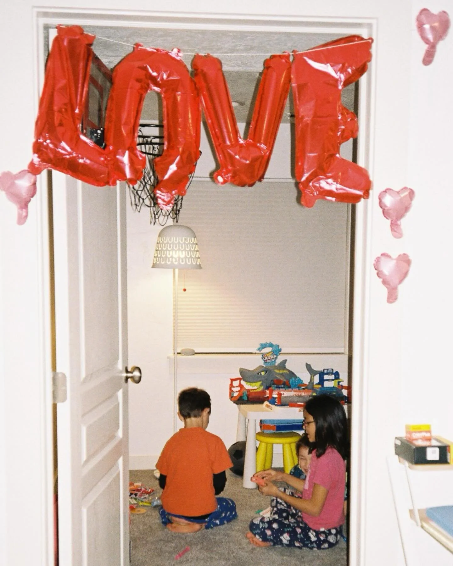 No hace falta nada 🥰

#motherhood #homephotography #kodak200