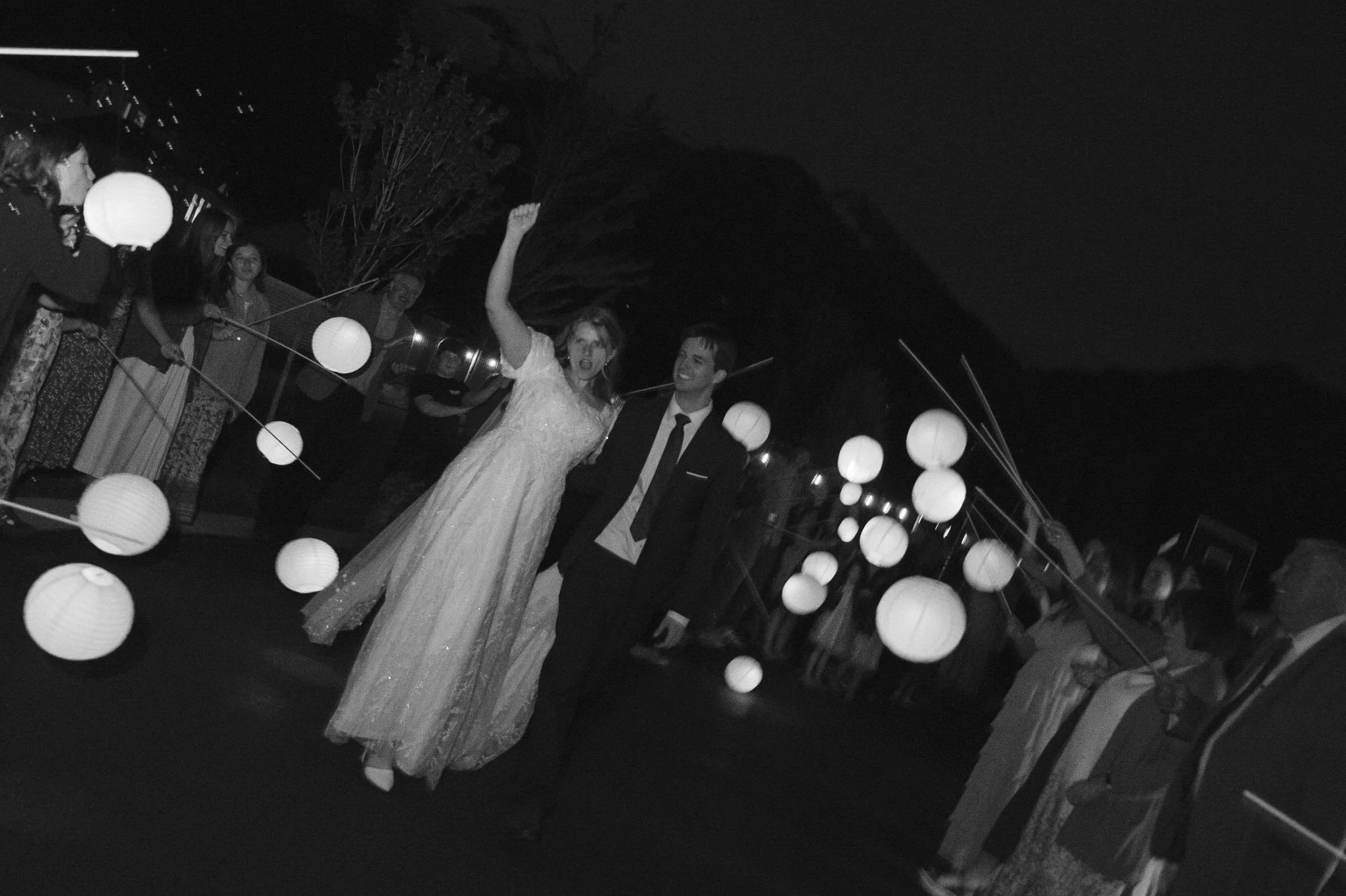 Wedding exit and make it your way. 
K&amp;J didn&rsquo;t think twice about the idea of a meaningful wedding exit. For the bride these lights mean more than what my picture is able to showcase, but the fact that I can feel the moment, their interactio