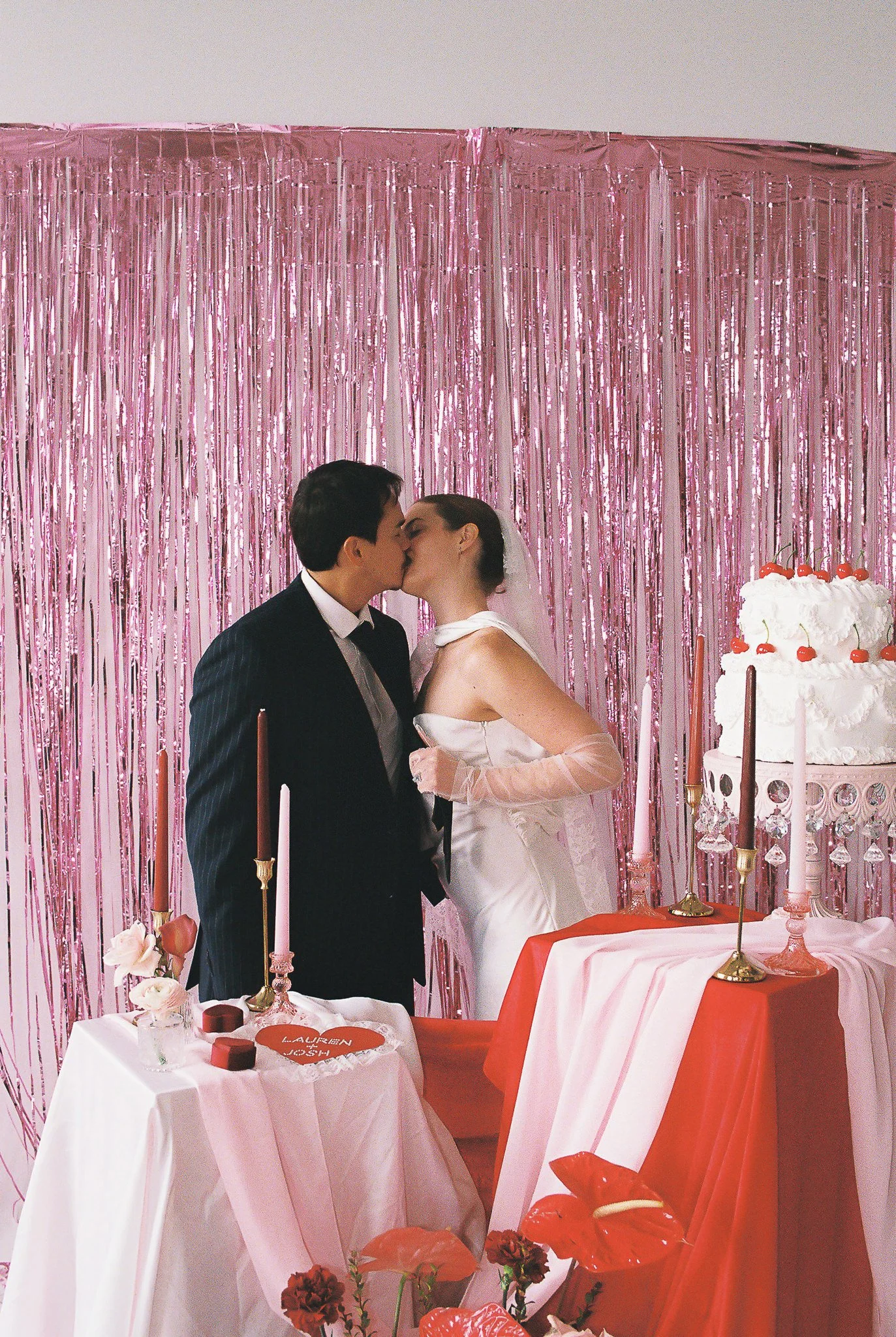 modern-retro-editorial-wedding-inspiration-utah-7.jpg