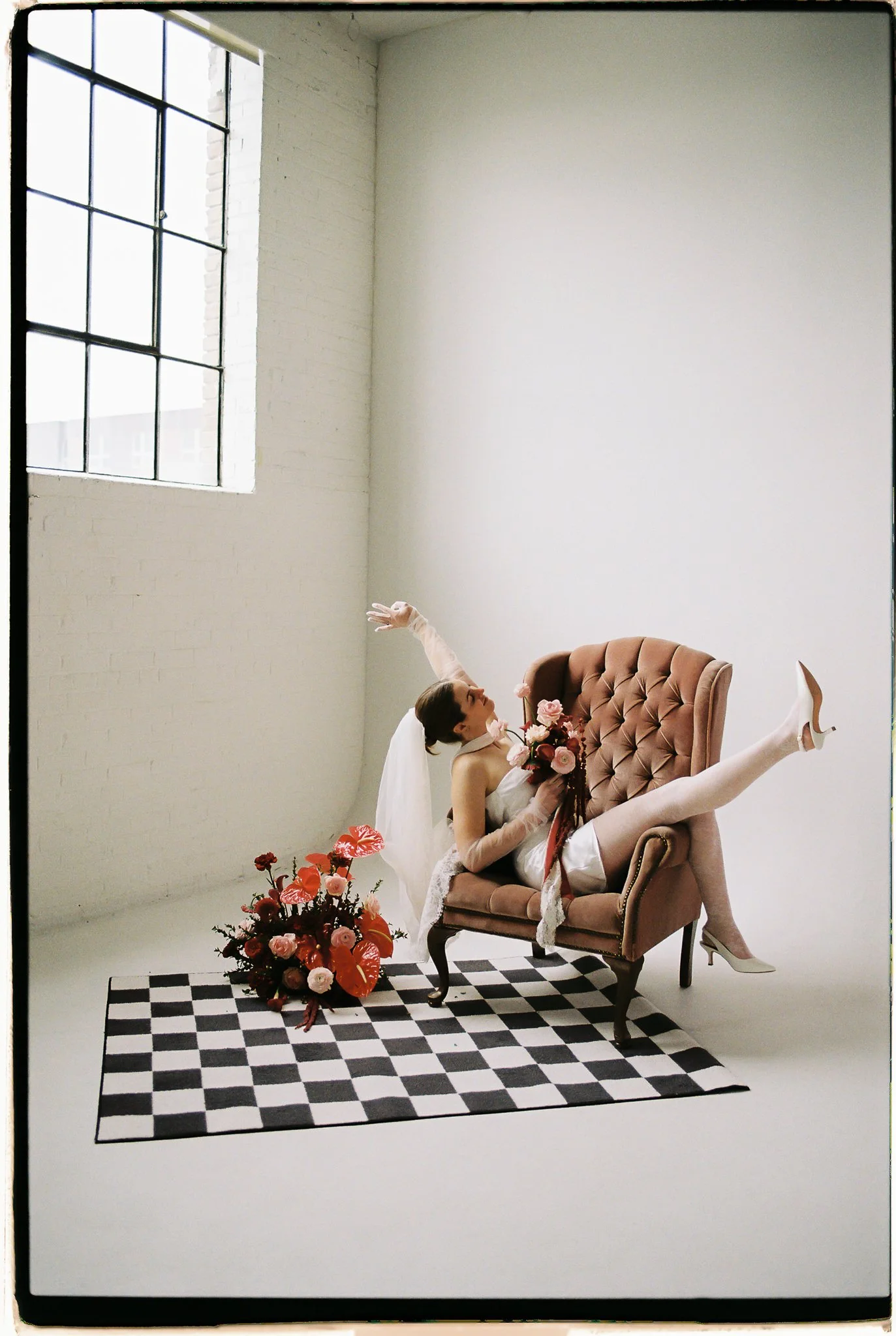 modern-retro-editorial-wedding-inspiration-utah-41.jpg