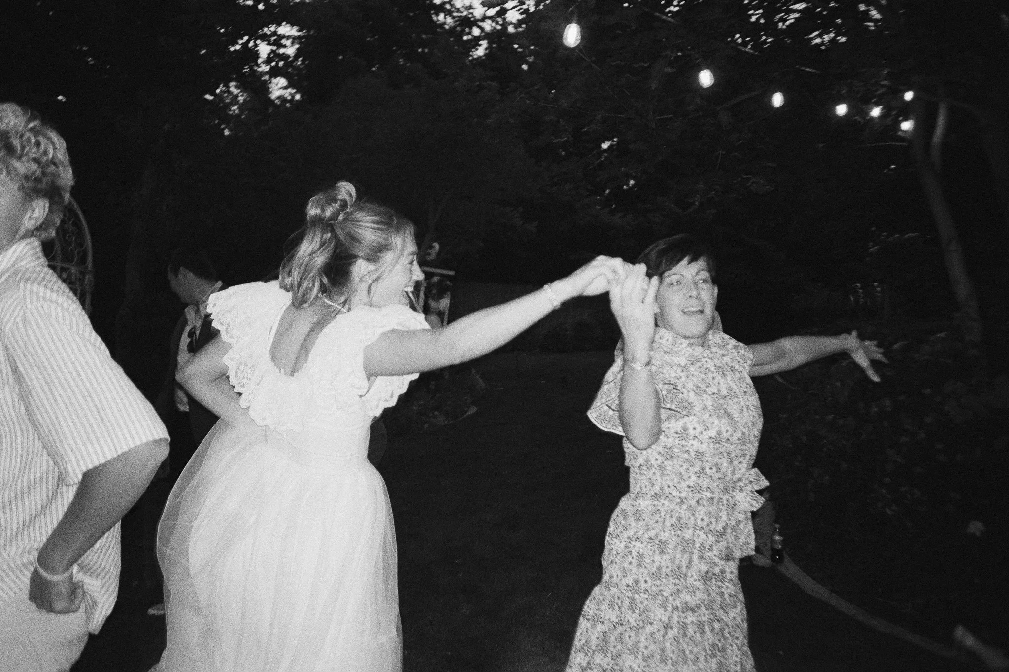 backyard-wedding-ceremony-24.jpg
