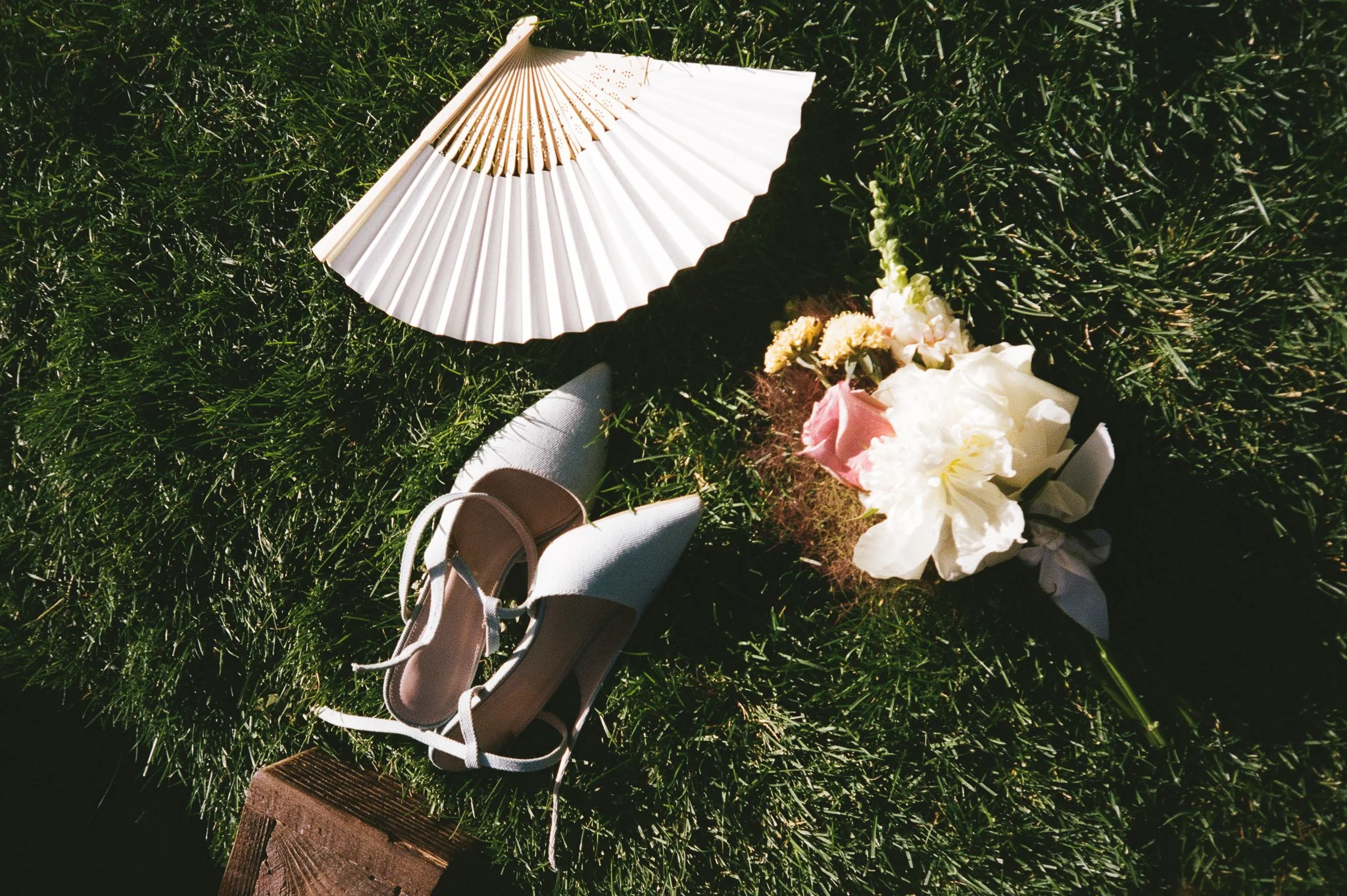 backyard-wedding-ceremony-9.jpg