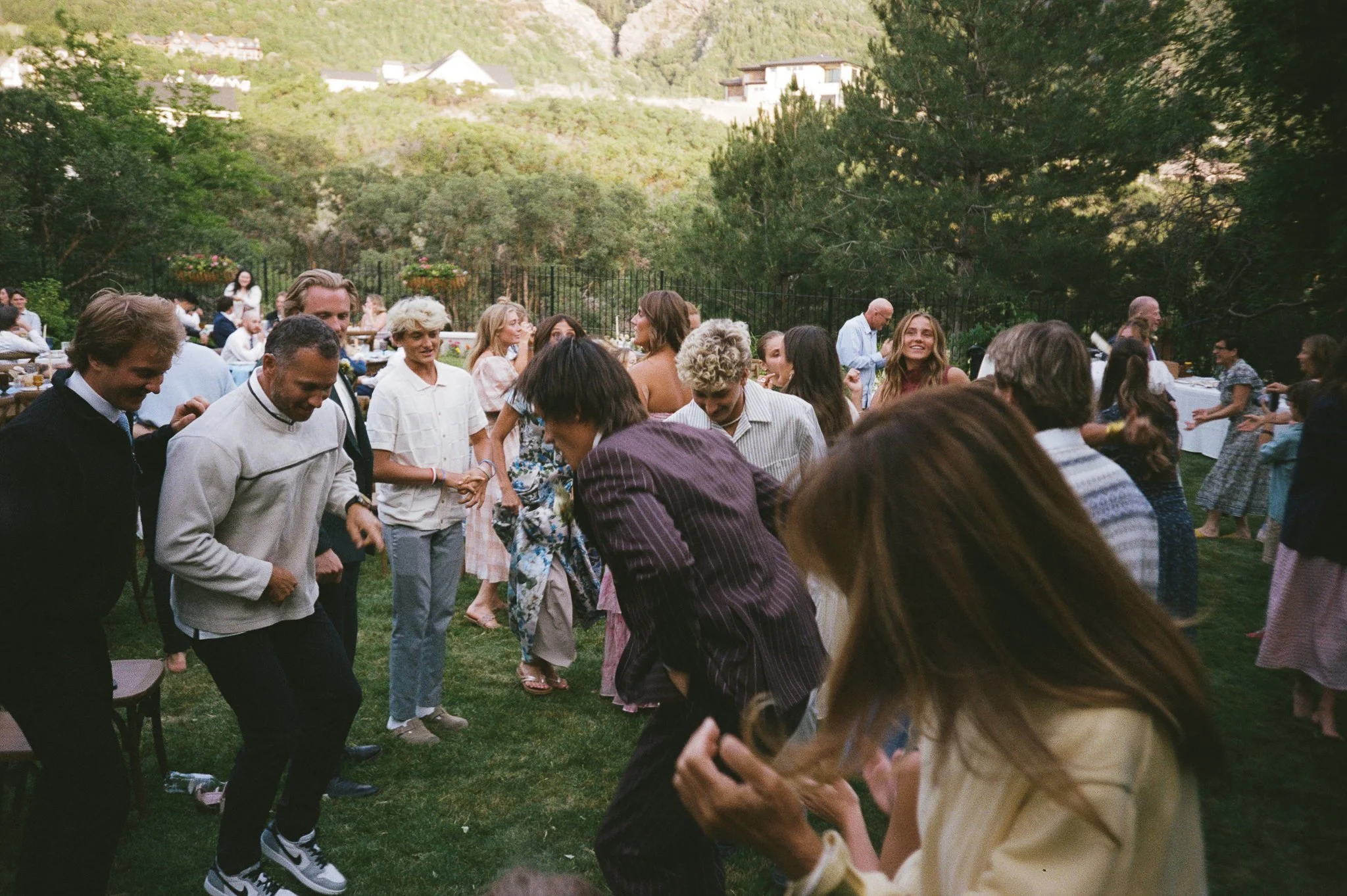 backyard-wedding-ceremony-17.jpg