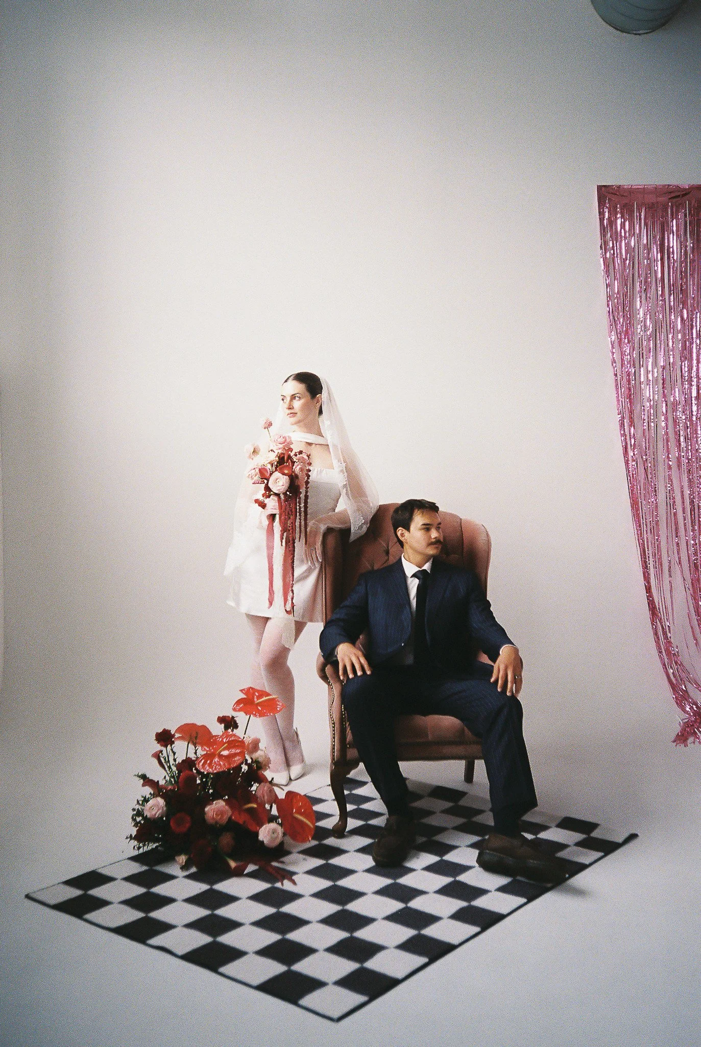 modern-retro-editorial-wedding-inspiration-utah-9.jpg
