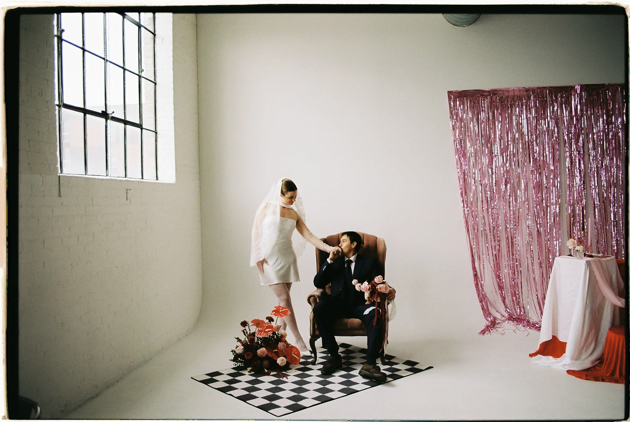 modern-retro-editorial-wedding-inspiration-utah-37.jpg