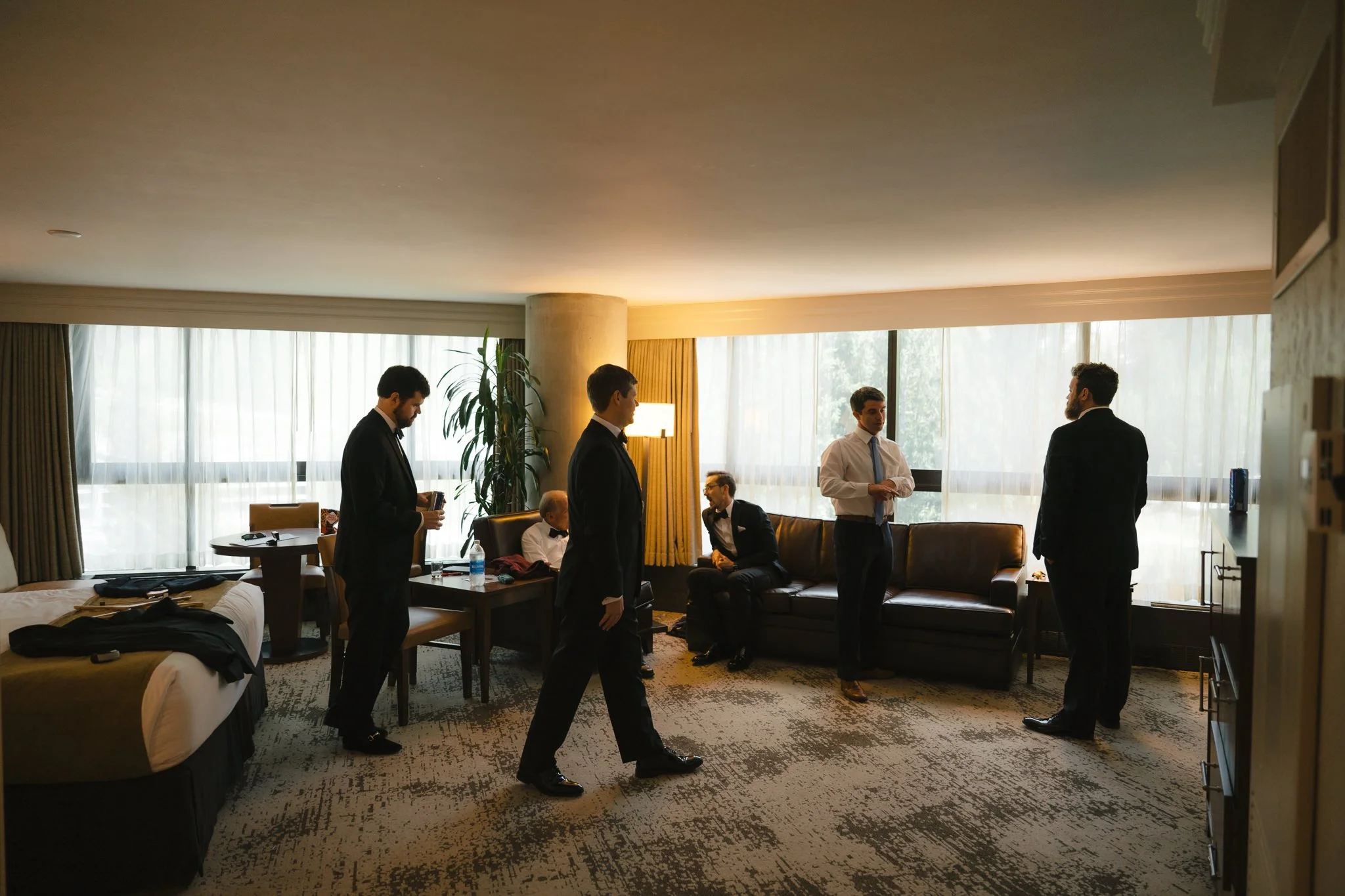 wedding groom getting ready