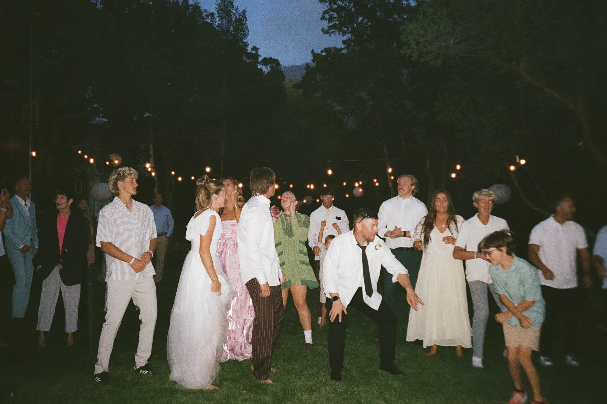 backyard-wedding-ceremony-26.jpg