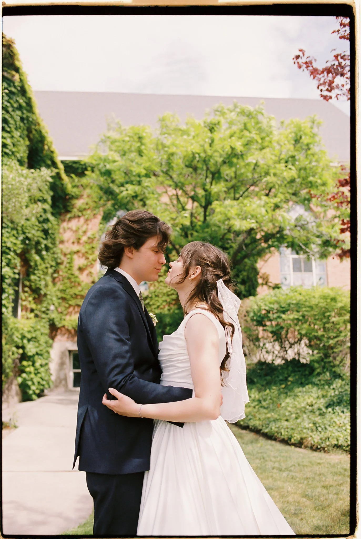 the-northampton-house-wedding-film-38.jpg