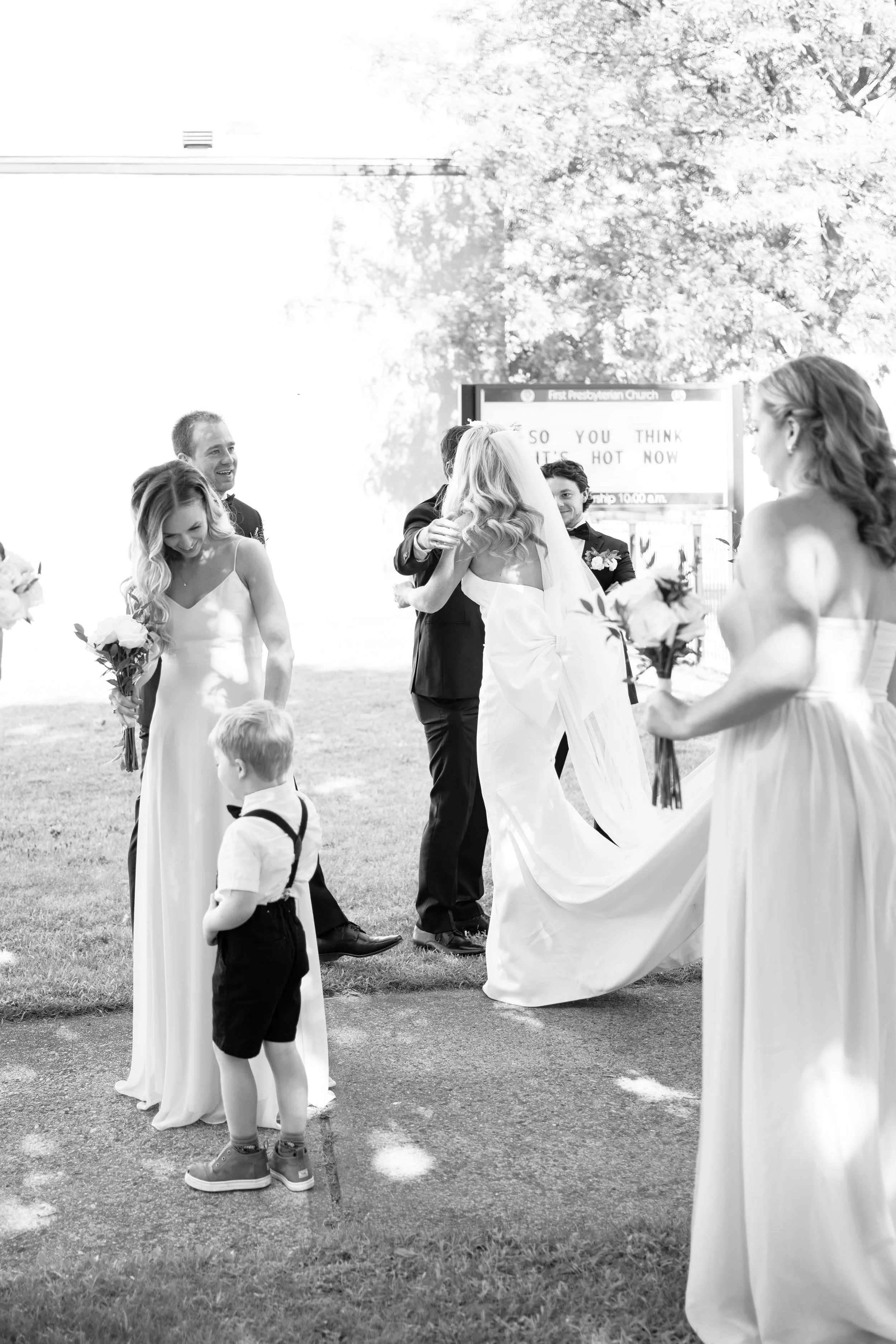 WEB-KateAndWil-BW-07234.jpg