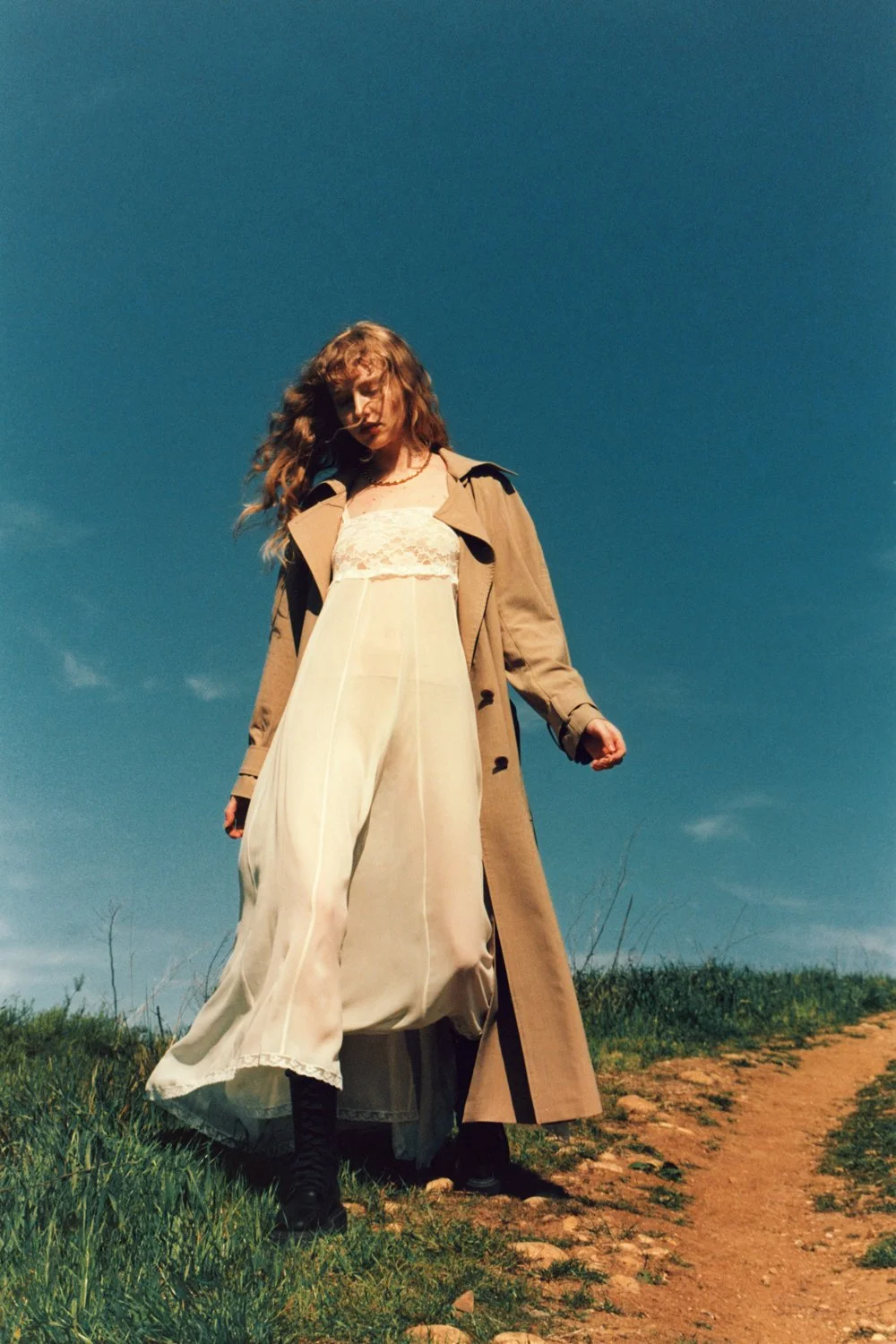 Loretta Caponi dress, Cult Gaia trench and PDPAOLA jewelry. 