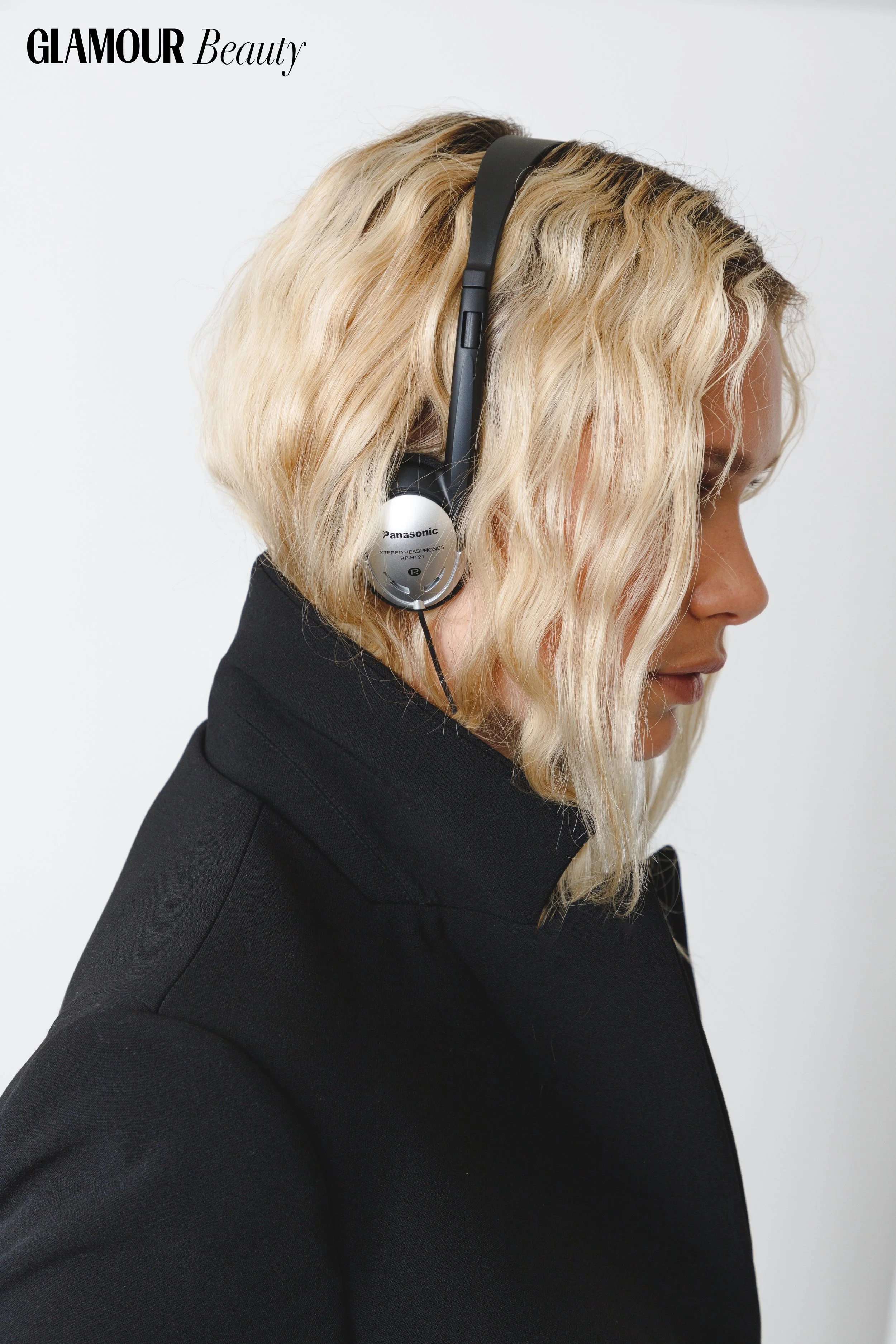 Model is wearing CDP