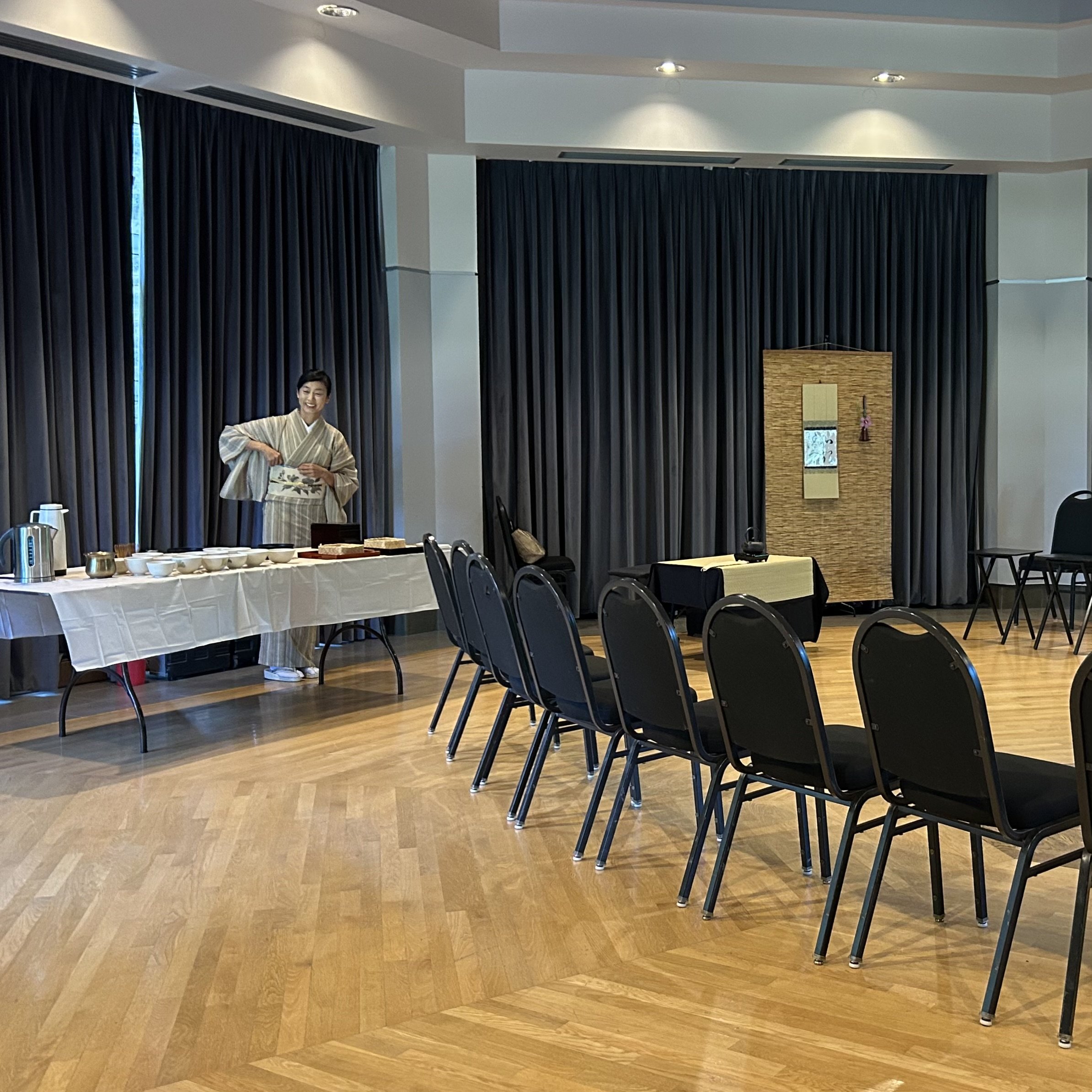 Prep table for serving the audience