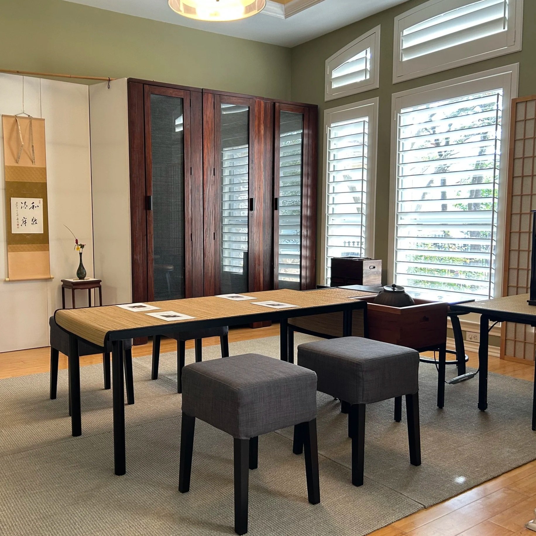 Linda's tearoom set for whisking lesson