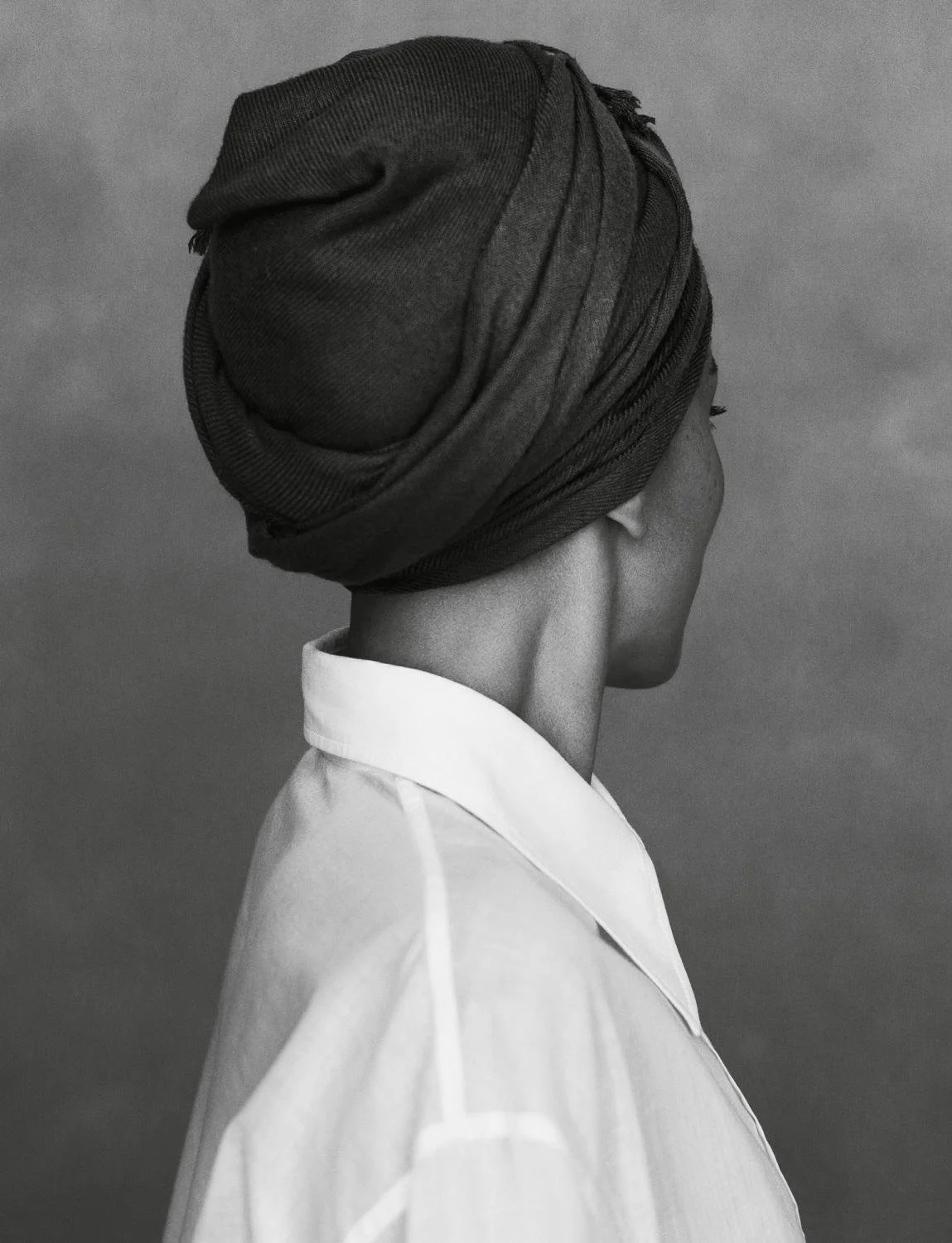 Zadie for The Gentlewoman, Issue No. 14, 2016. Zadie wears a white cotton shirt by @celine.