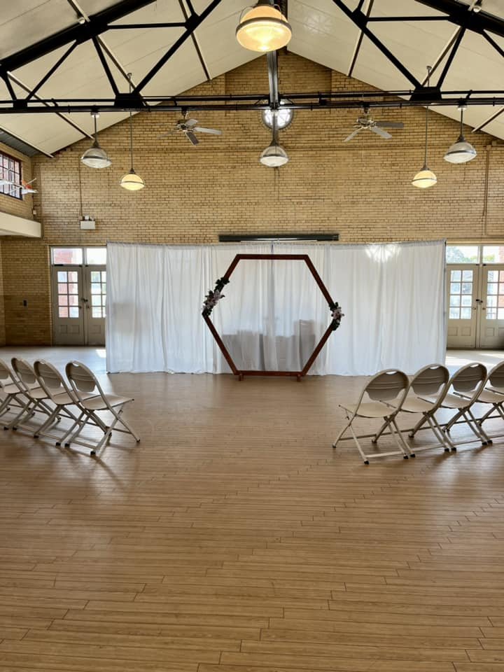 pipe and drape plain.jpg