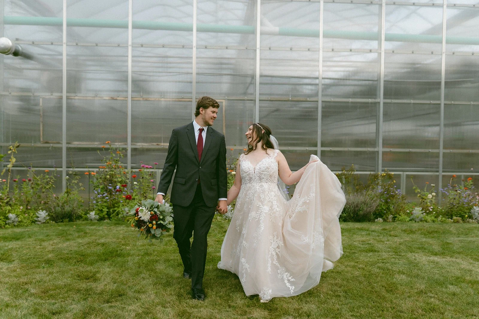  
  Photo Credit: 
   Sabrina Leigh Studios  
  assist 
   KT Creative Photography 
 