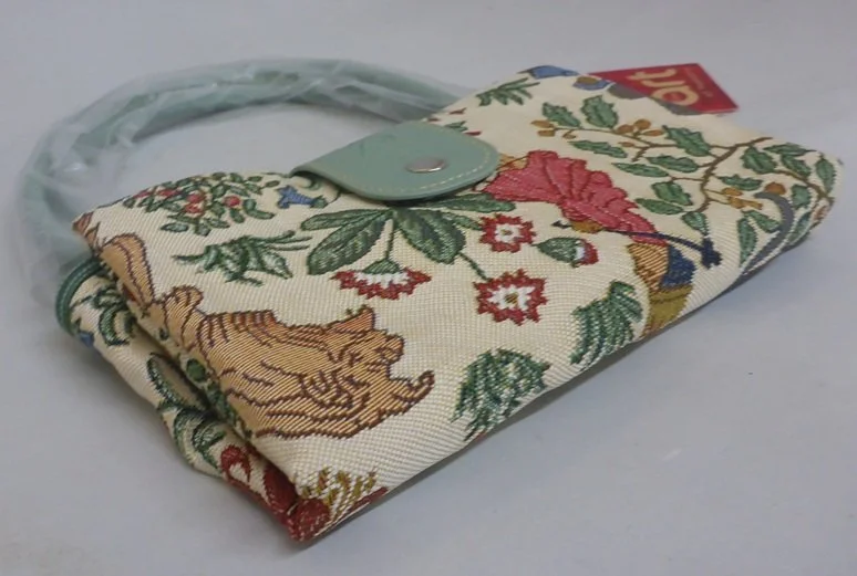 Signare Alice in Wonderland Tapestry Foldable Tote Shopping Shopper Bag Cream FOLD-ALICE (4).JPG