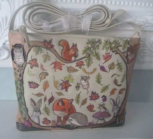 Mala Leather Fox Glove Forest Midi Cross Body Shoulder Handbag + Dust Bag Cream 71 7467 (4).JPG