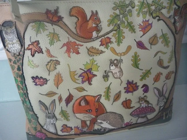 Mala Leather Fox Glove Forest Midi Cross Body Shoulder Handbag + Dust Bag Cream 71 7467 (5).JPG