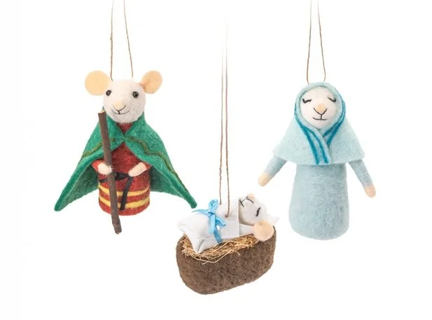 Sass & Belle Felt Nativity Mice Mary Joseph Baby Wise Man Christmas Decoration HOBXM204_A.jpg