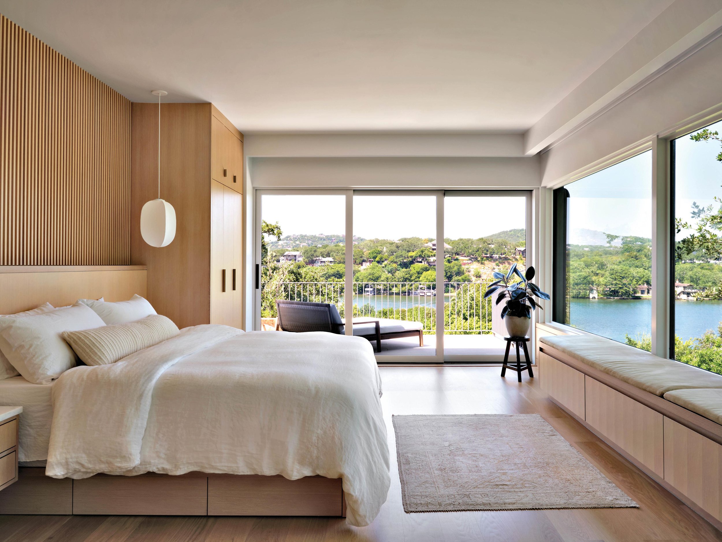 BEDROOM.jpg