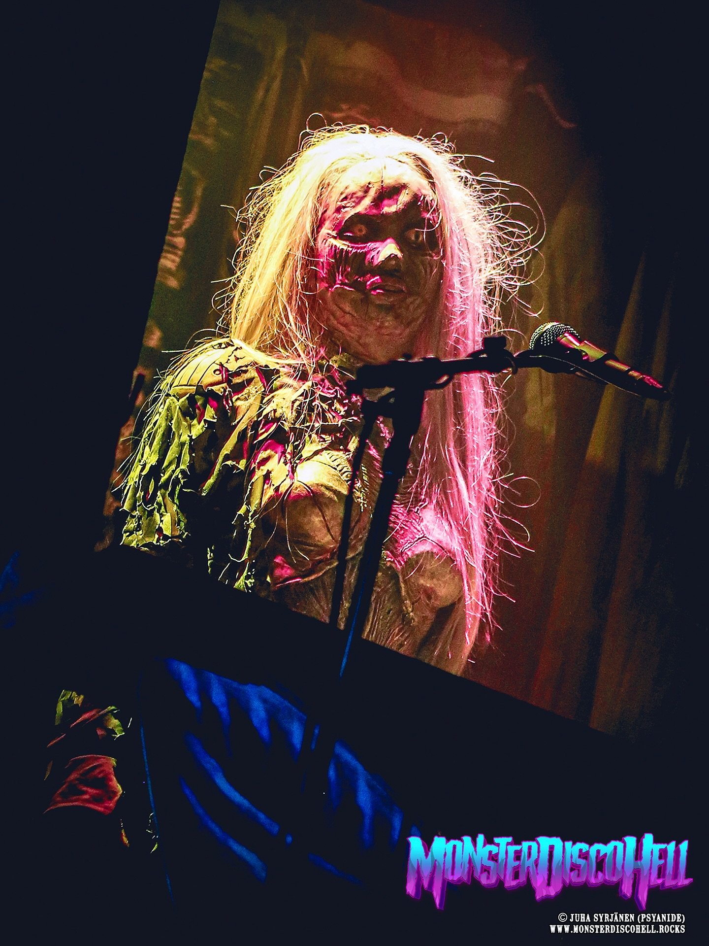 Heeey there, happy Hella Good Friday, monstermaniacs! We&rsquo;re almost into the weekend! Just a few more hours to go and we&rsquo;re off! Hella&rsquo;s expression in this shot, taken at Tavastia, Helsinki on March 22nd 2025, is exactly the one I&rs