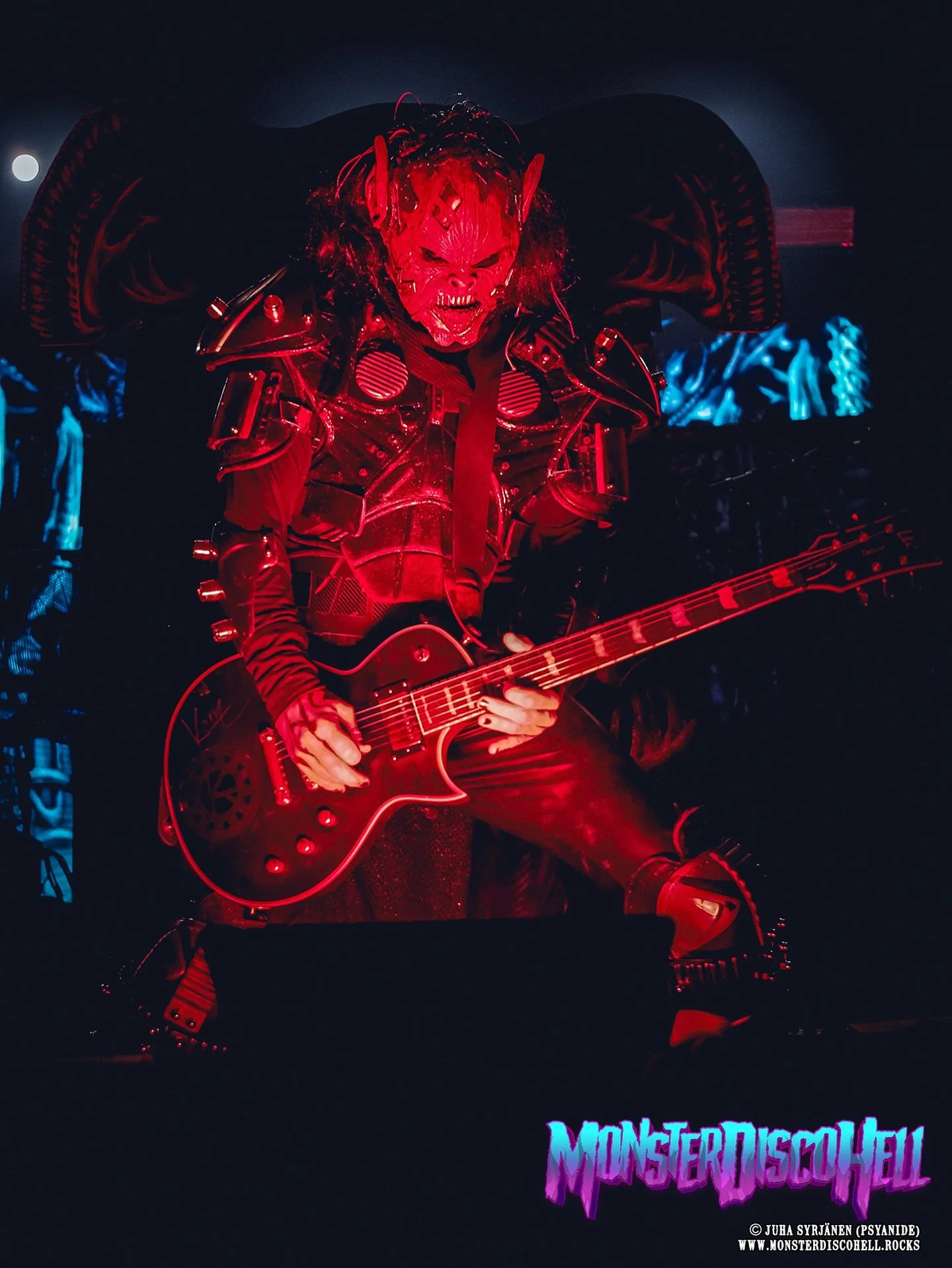 Kone looking kinda demonic in this shot, right!? Hey, it’s already Wednesday again so it’s time for MDH’s mid-week mechanical machine monsterman madness moment! This moment was captured at Tavara-asema, Tampere on March 21st 2025. N