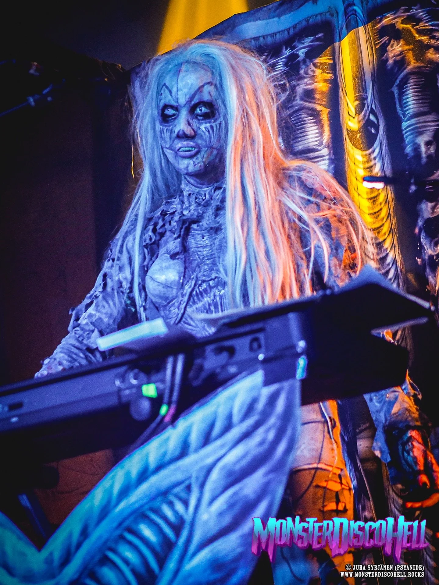 Hey, it&rsquo;s Friday again! I don&rsquo;t have much else to say, other than to wish you all a Hella Good one! This previously unused shot of the Schizo Scarbie Doll was taken at Tavara-asema, Tampere on March 21st 2025. Have a good start to your we