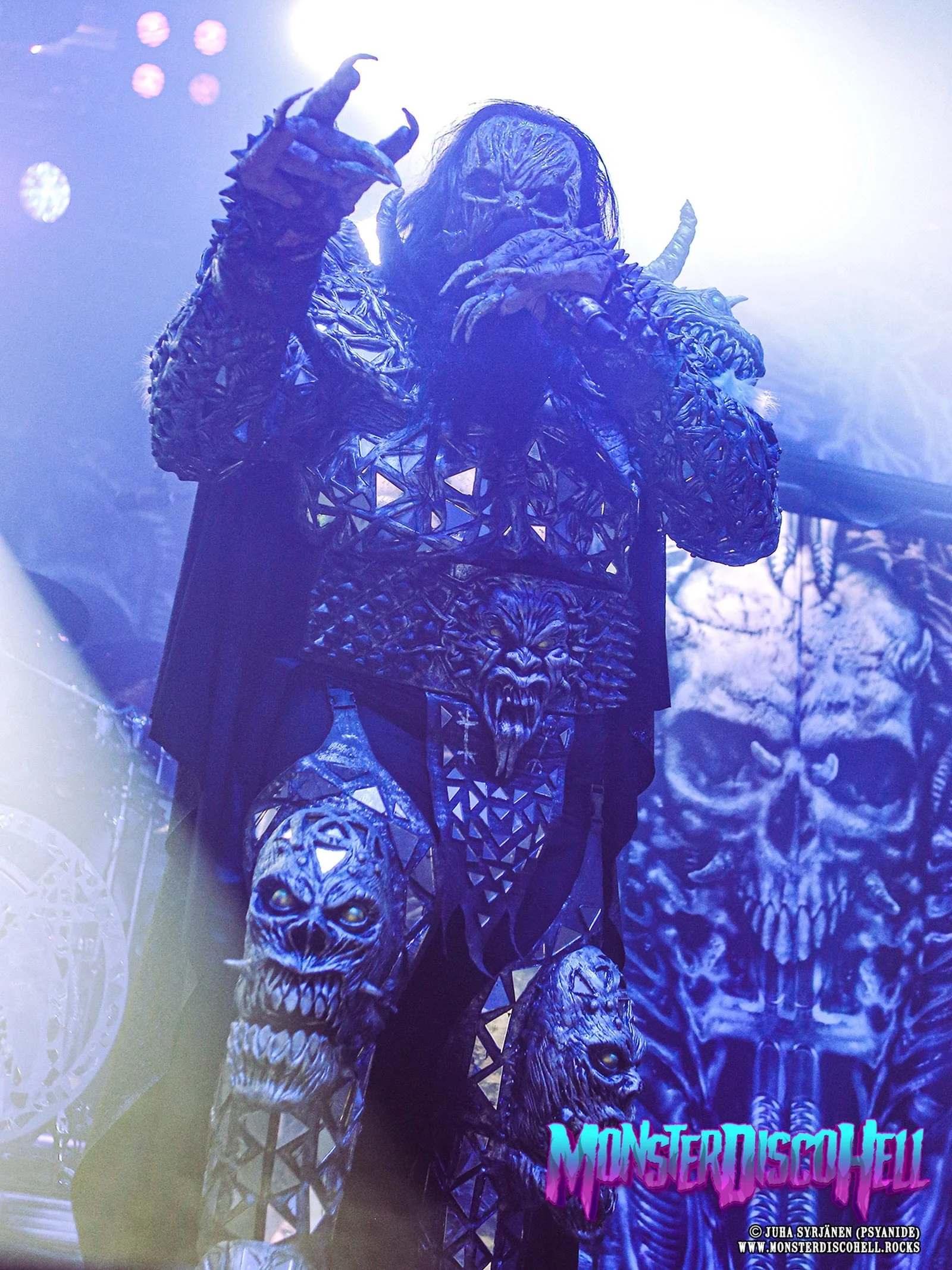 Happy Saturday and weekend, everybody! Looks like Mr. Lordi has something important to say in this pic. What do you think it was? Only wrong answers! This previously unused shot was taken at Tavastia, Helsinki on March 22nd 2025. Have a great Saturda