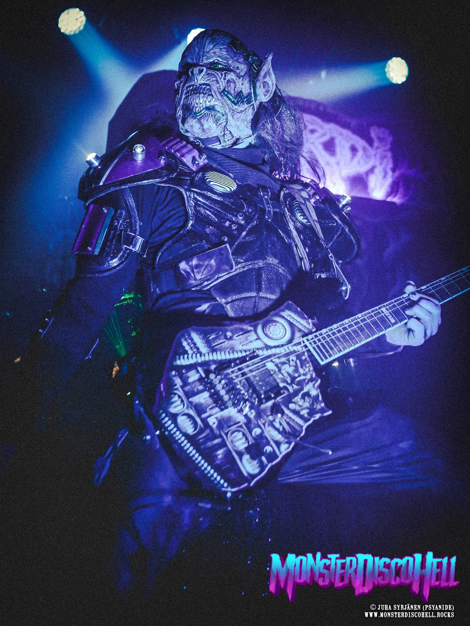 In today&rsquo;s mid-week mechanical machine monsterman madness moment post, we&rsquo;ll have this previously unused shot of Kone enjoying the blue spotlights at Tavastia, Helsinki on March 22nd 2025. Photo by @psyanide / MonsterDiscoHell