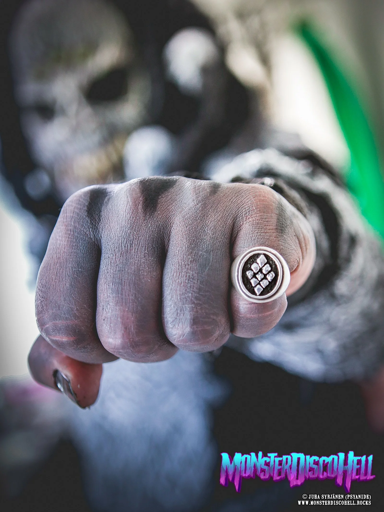 In today&rsquo;s Smonday Sundries, let&rsquo;s give Hiisi a big fist bump! 👊💚 Here he&rsquo;s giving us, what is probably the best look at his custom signature signet ring he wears everywhere, handcrafted by @afx_jewelry_designs We really need a pr