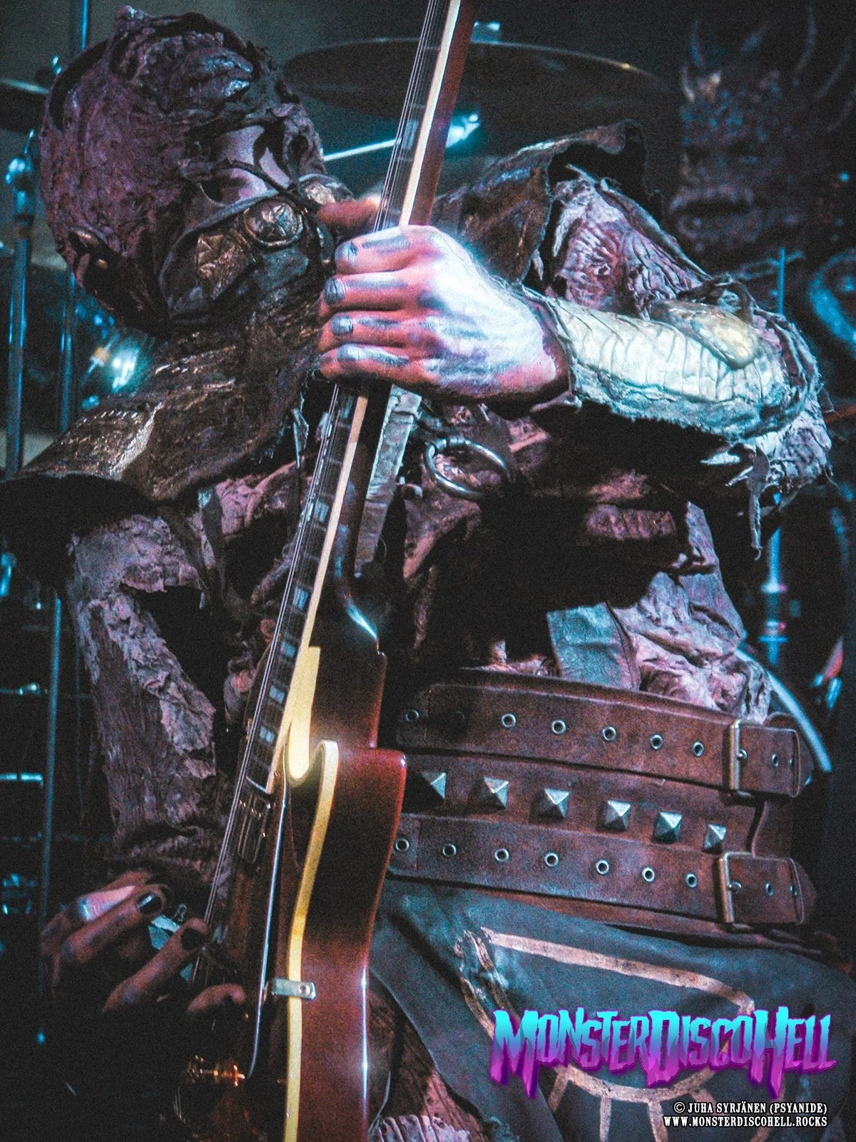 20 years ago today, on September 24th 2006, Lordi played at Postbahnhof in Berlin, Germany on the Bringing Back The Balls To Europe &rsquo;06 tour. Let&rsquo;s spend this Throwback Thursday looking at this shot of Amen bending his butt off and Kita l