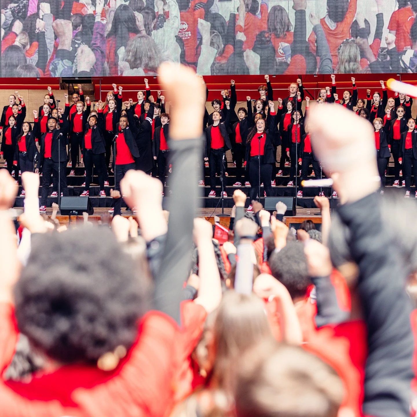 As a proud board member of @unitingvoicesorg, nothing makes me happier than seeing every child we serve from every zip code in Chicago singing TOGETHER as one! Join me TOMORROW at 11am at Pritzker Pavilion in Millennium Park to watch thousands of you