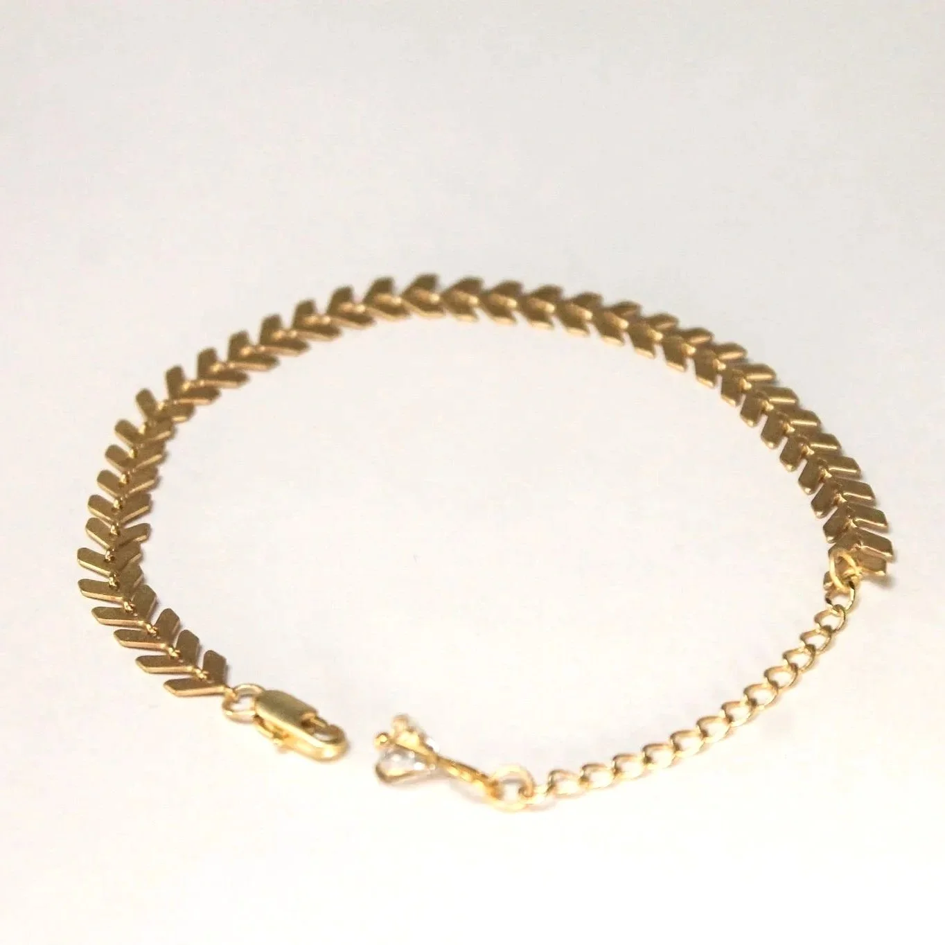 Herringbone%2BBracelet%2BSatin%2BGold%2B1.jpg