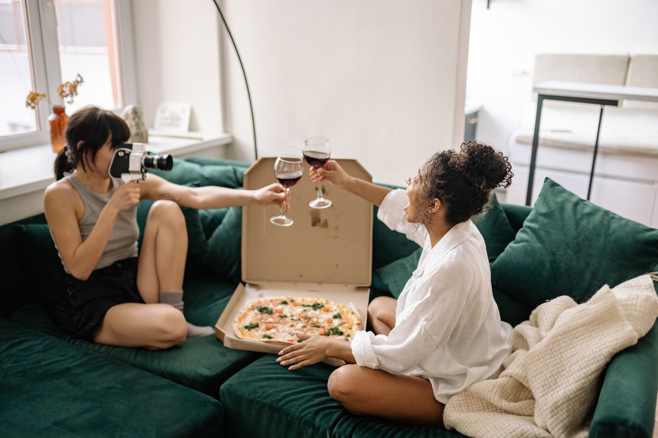 Cheap date: 25 Edmonton date night ideas under $25 in June 2023