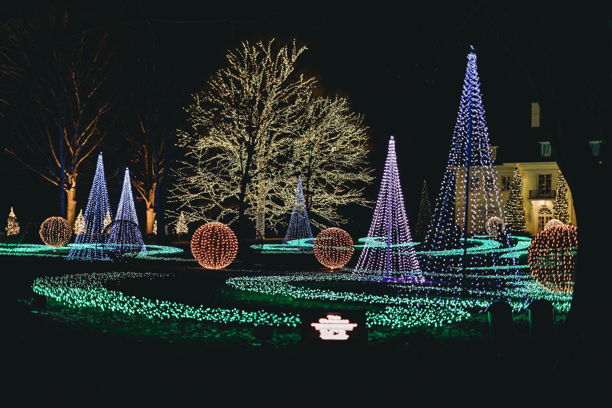 Edmonton 2023 Holiday Light Up Festivals